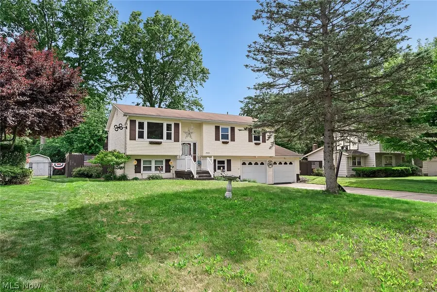4633 Barrington Drive, Austintown, OH 44515 - #3