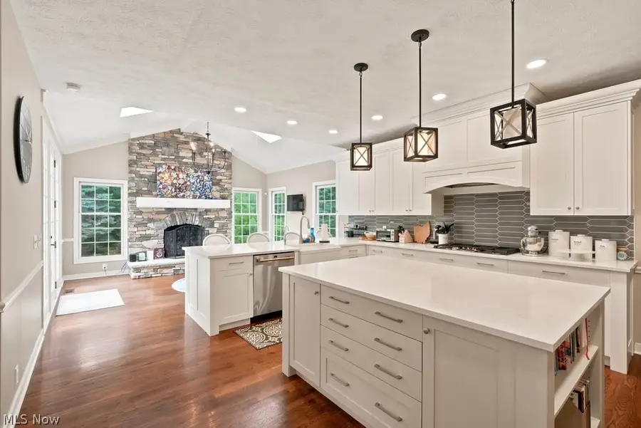 8320 Woodberry Boulevard, Chagrin Falls, OH 44023 - #3