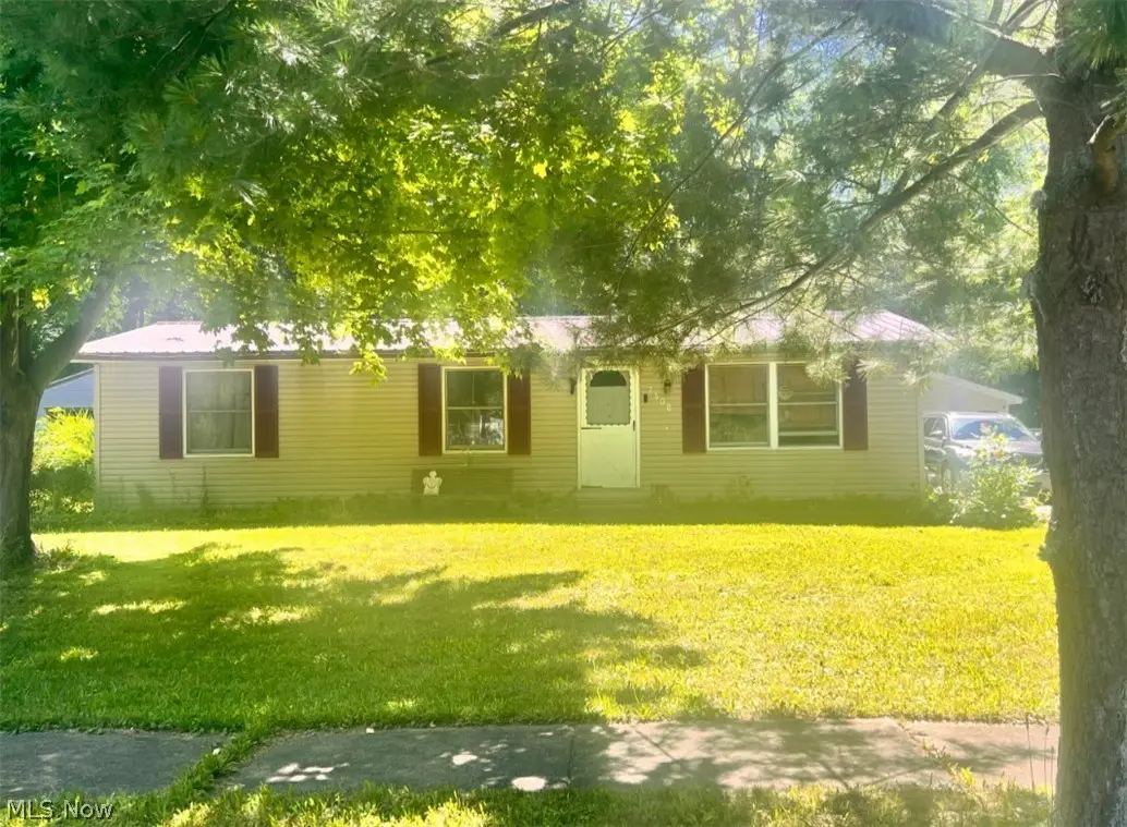 7300 Cliff Drive, Ravenna, OH 44266 - #1
