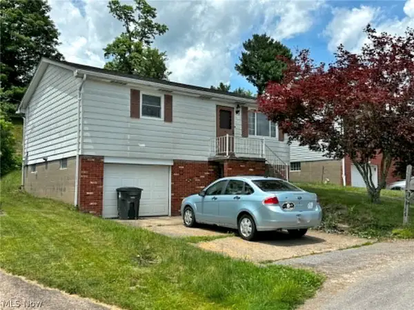 205 Canterbury Boulevard, Steubenville, OH 43952