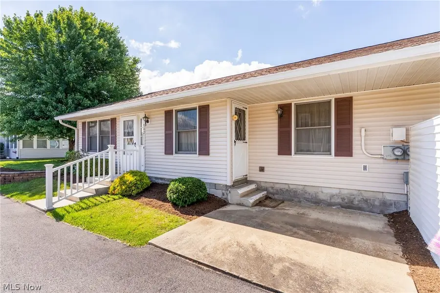 942 Canterbury Lane, Salem, OH 44460 - #2