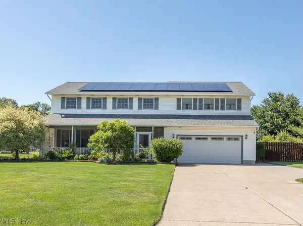 7456 Hidden Glen Drive, Amherst, OH 44001