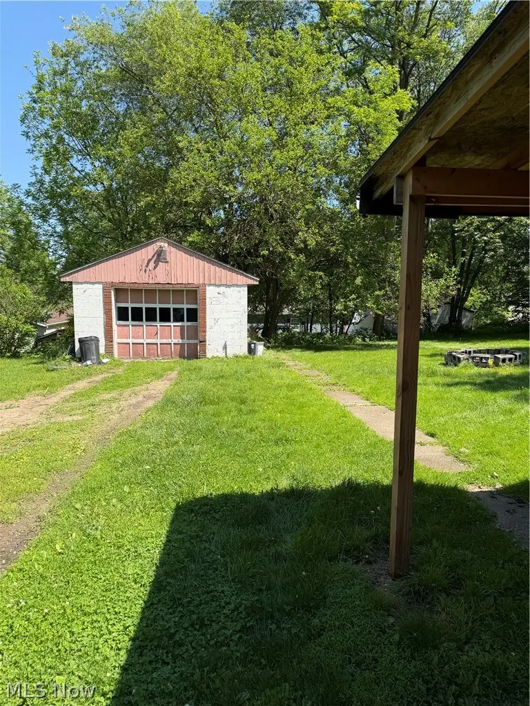 465 2nd Sw Street, Brewster, OH 44613 - #3