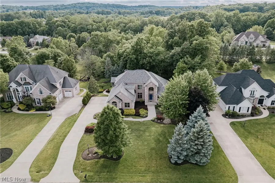 4013 Meadowvale Court, Akron, OH 44333 - #3