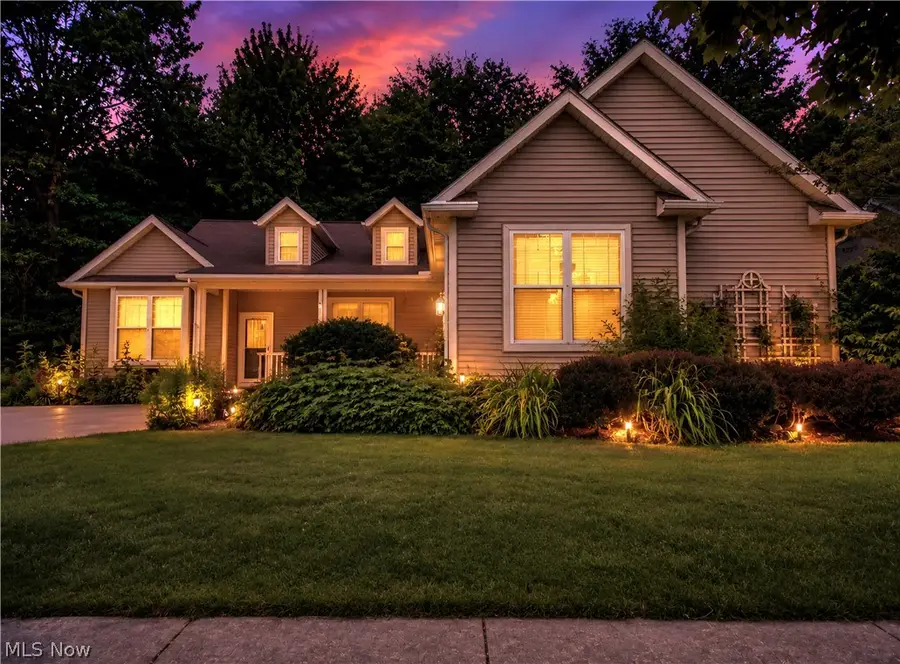 1901 Pembrooke Lane, Avon, OH 44011 - #2