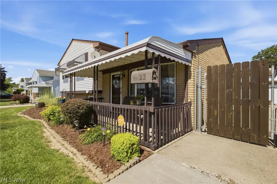 4423 Palm Avenue, Lorain, OH 44055 - #3