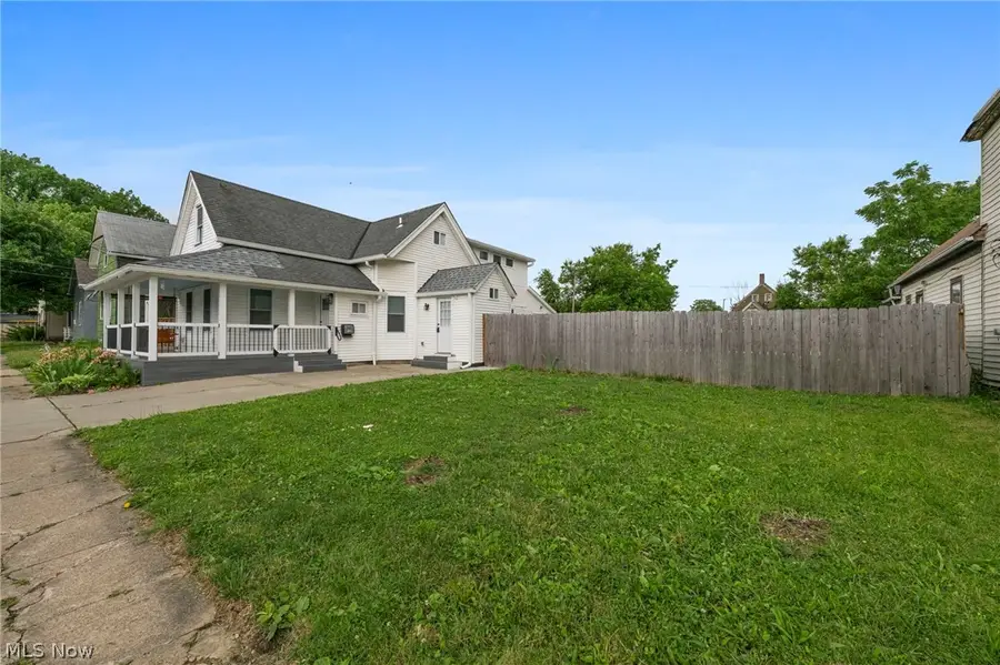 3538 Storer Avenue, Cleveland, OH 44109 - #2