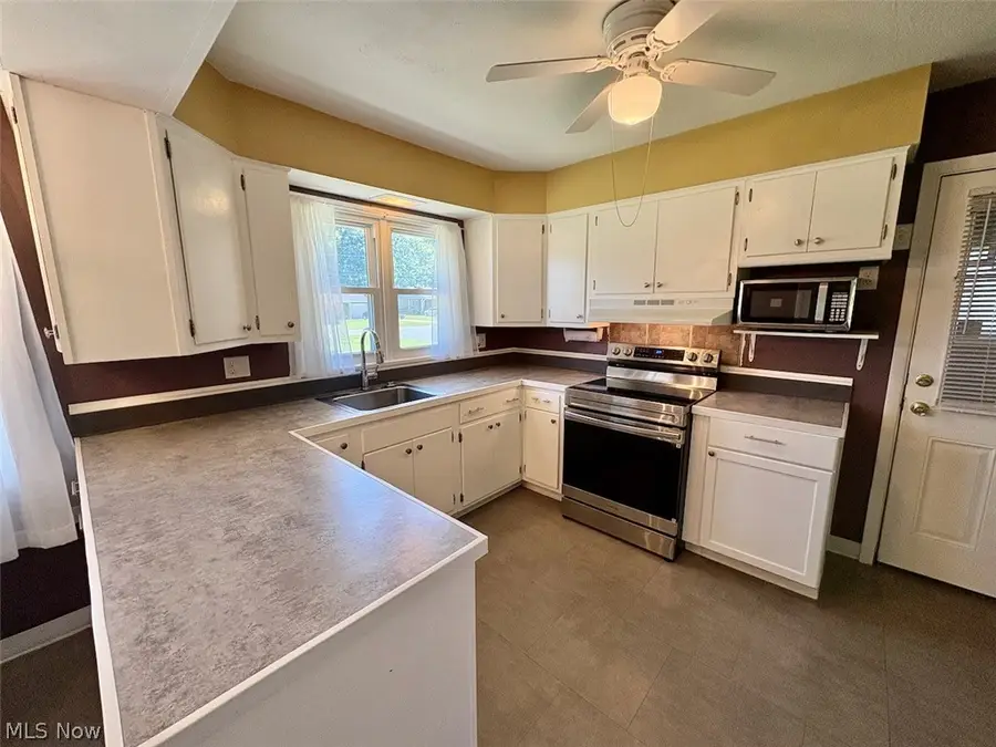 89 Roosevelt Drive, Geneva, OH 44041 - #3