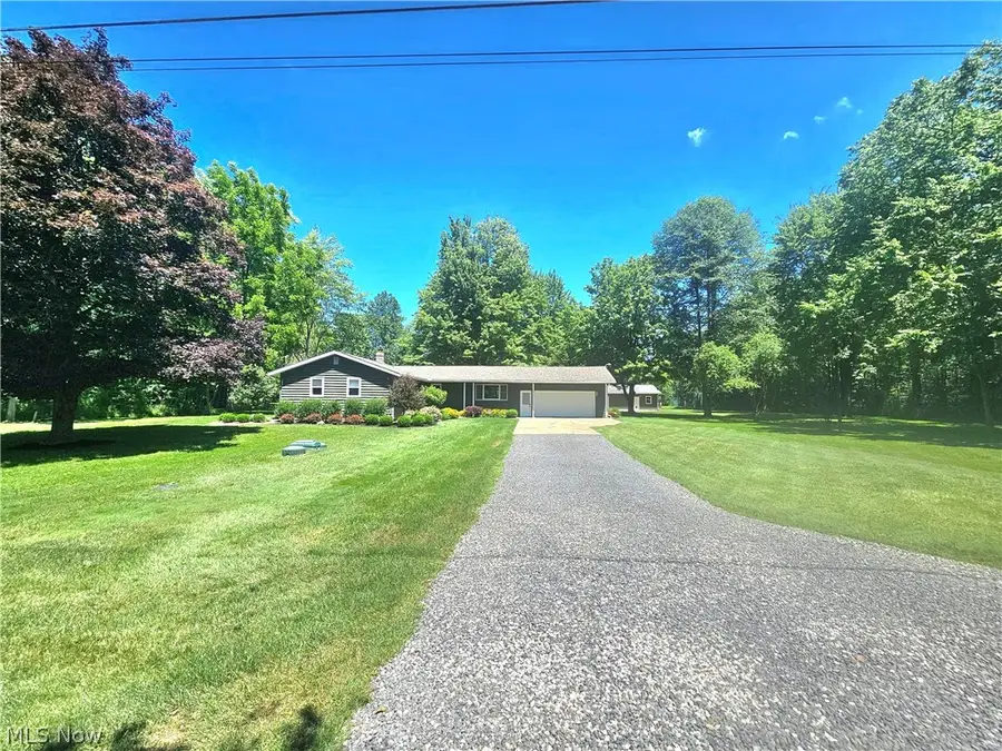 3599 Hoagland Blackstub Road, Cortland, OH 44410 - #2