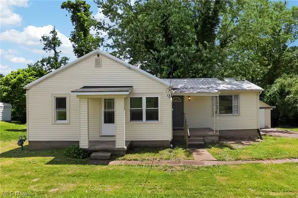 86 Van Sant Street, Zanesville, OH 43701