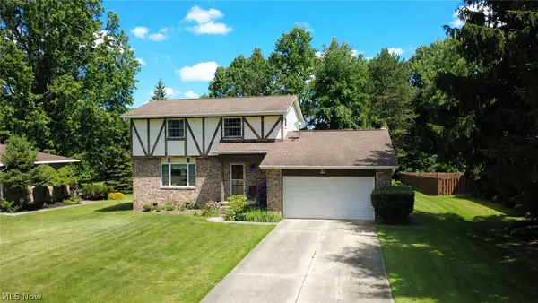 8893 White Oak Drive, Twinsburg, OH 44087