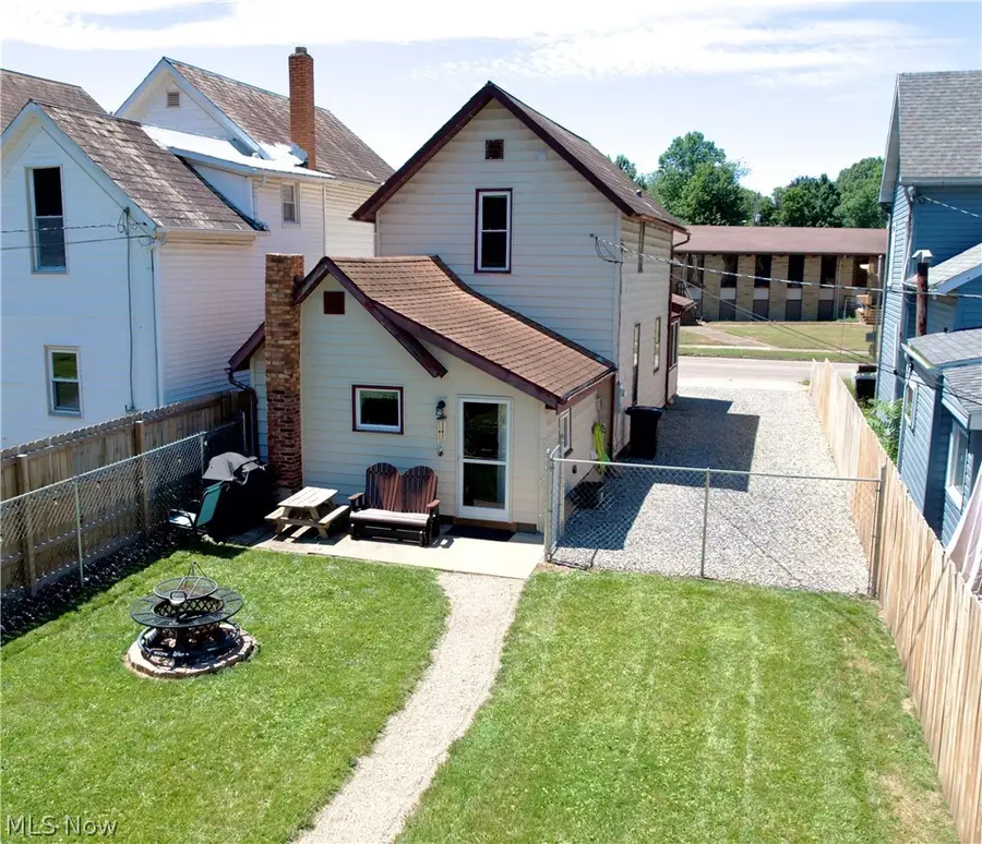 151 Beaver Ne Avenue, New Philadelphia, OH 44663 - #2
