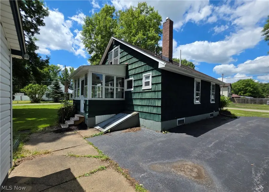 2335 W River Road, Newton Falls, OH 44444 - #2