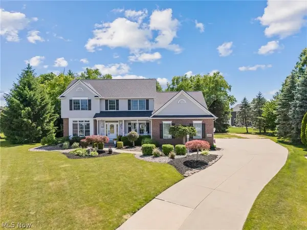 4448 Red Panda Nw Circle, Massillon, OH 44646