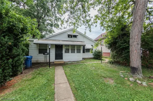 4313 W 52nd Street, Cleveland, OH 44144