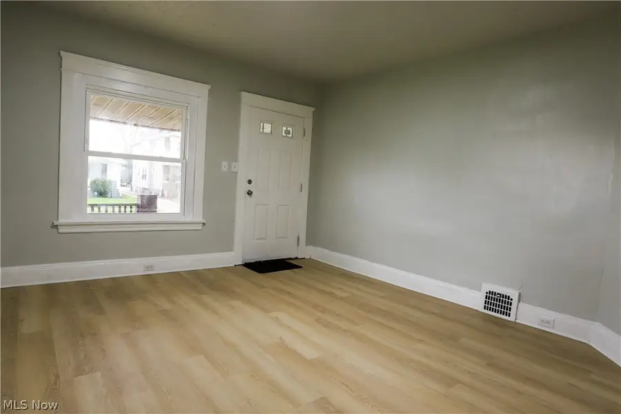 3598 E 149th Street, Cleveland, OH 44120 - #3