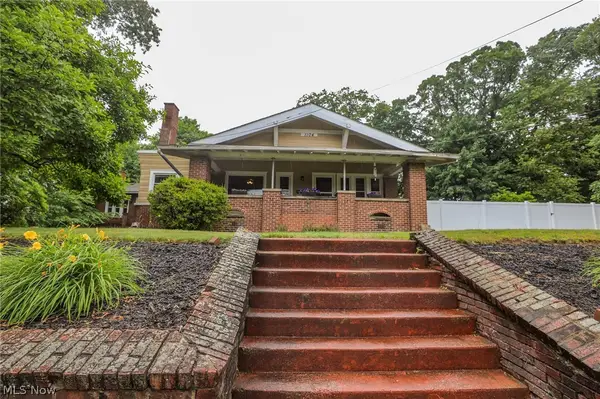 1104 N Howard Street, Akron, OH 44310