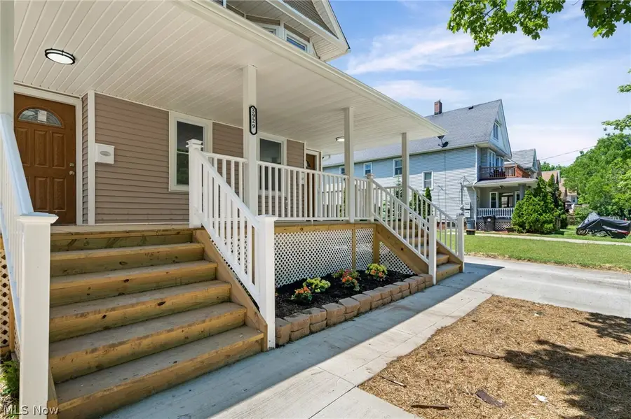 3929 Riverside Avenue, Cleveland, OH 44109 - #2