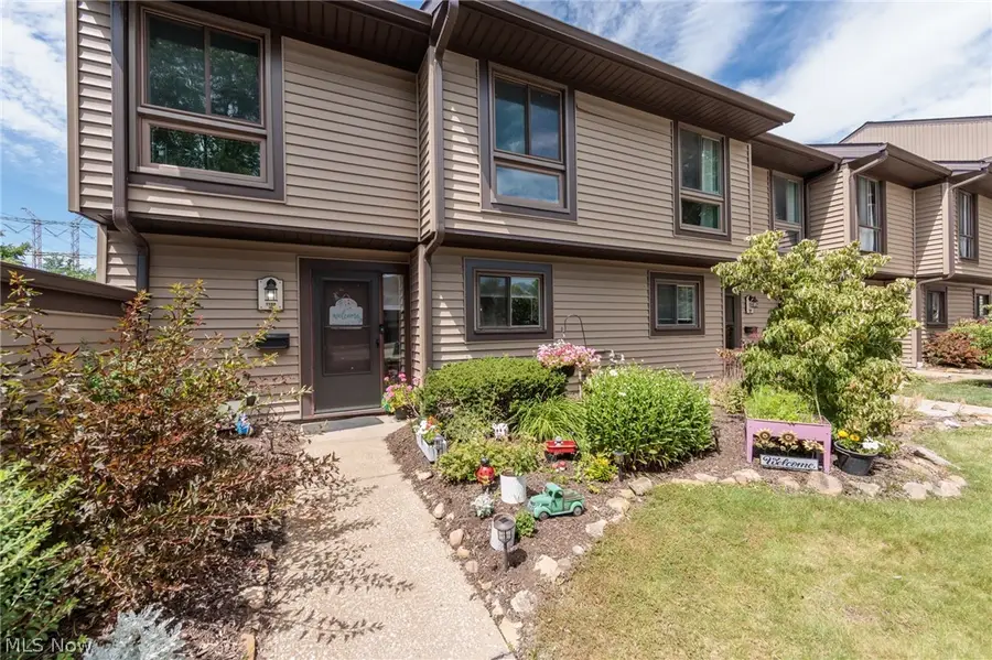 1135 Canyon View Road #101, Northfield, OH 44067 - #2