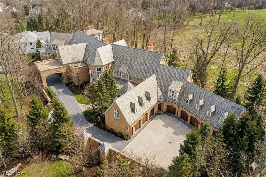 545 Bristol Drive, Aurora, OH 44202 - #2