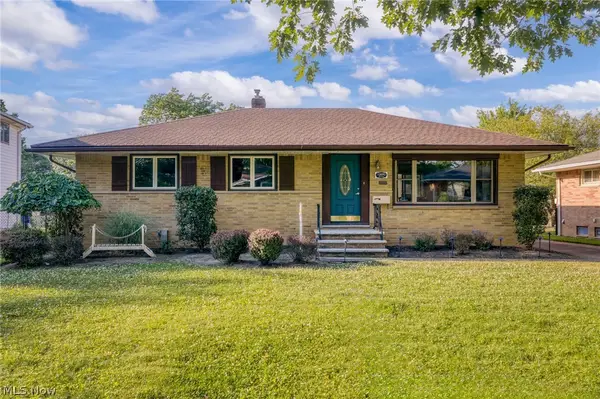 10890 Tiffany Lane, Parma Heights, OH 44130