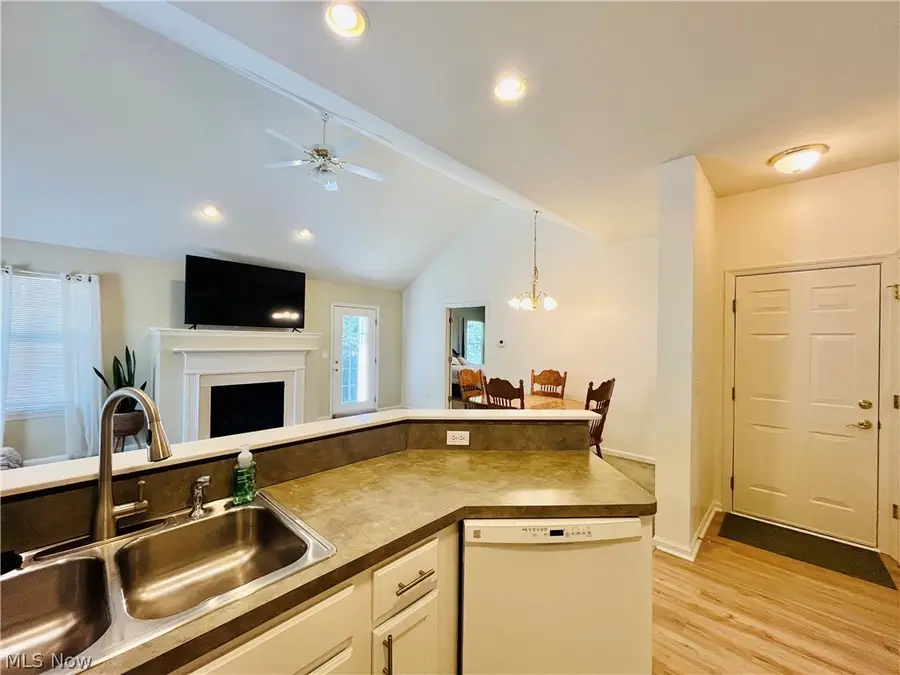 1205 E Mallard Drive, Madison, OH 44057 - #3