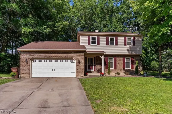 511 Stoneybrook Lane, Canfield, OH 44406