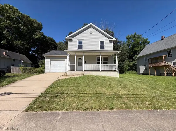 1004 Bellows Street, Akron, OH 44311