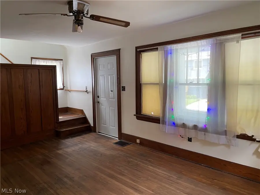 142 Emerling Avenue, Akron, OH 44301 - #2