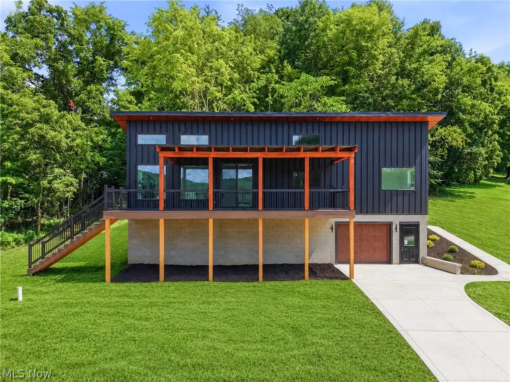 1297 Goshen Hill Se Road, New Philadelphia, OH 44663 - #1