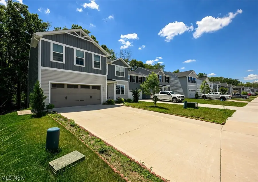 3220 Sunny Brook Drive, Akron, OH 44312 - #3