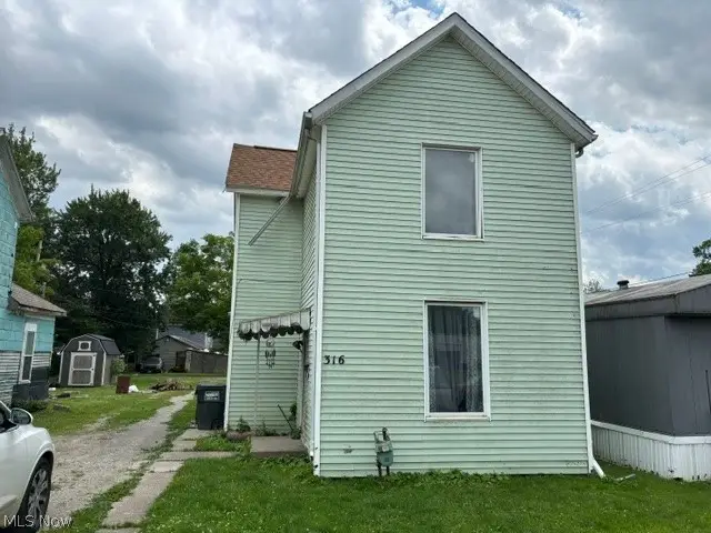 316 Wall Avenue, Cambridge, OH 43725 - #1