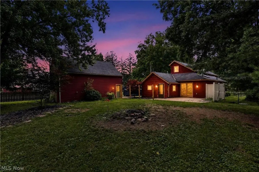 27158 Cook Road, Olmsted, OH 44138 - #2
