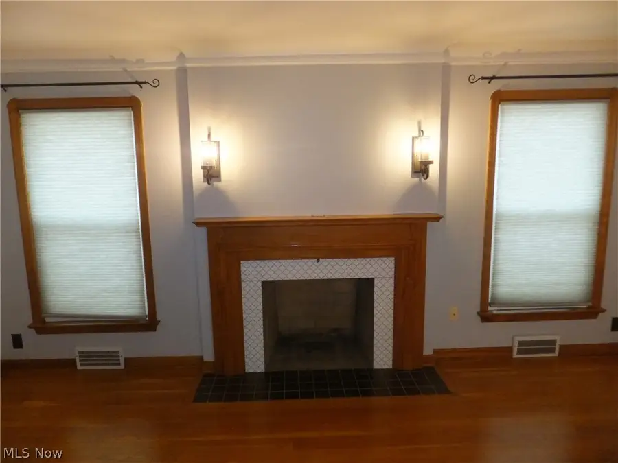 6102 Orchard Grove Avenue, Cleveland, OH 44144 - #3
