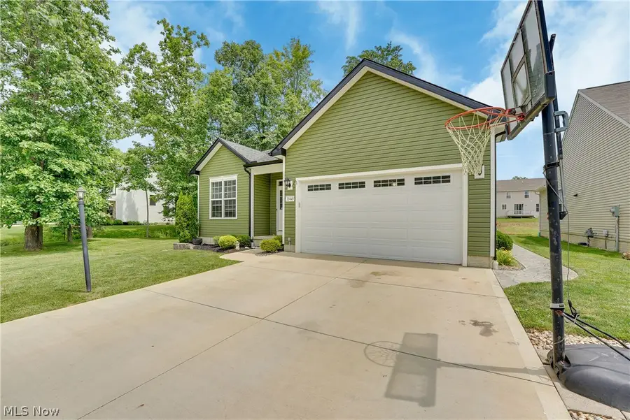 10449 Maryland Street, Aurora, OH 44202 - #3