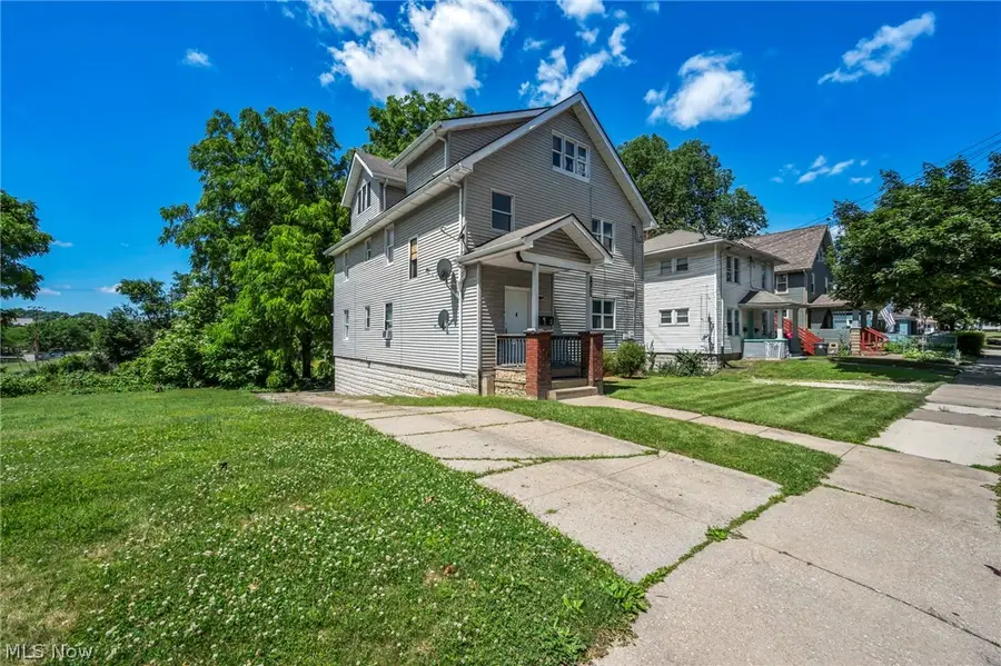 1288 Pondview Avenue, Akron, OH 44305 - #3