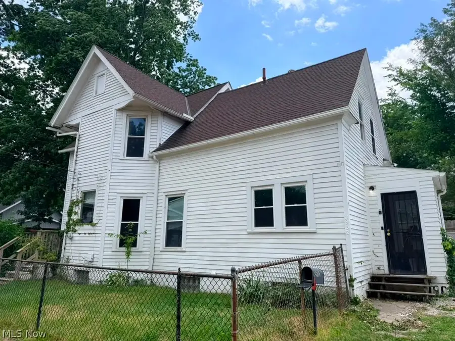 2982 E 67th Street, Cleveland, OH 44127 - #3