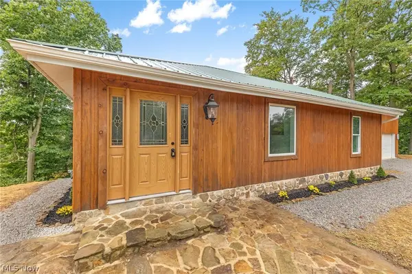 3379 Lake Street, Beloit, OH 44609