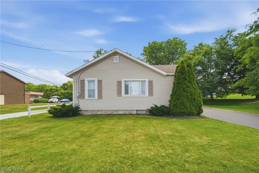 679 Saint Andrews Court, Akron, OH 44312 - #3