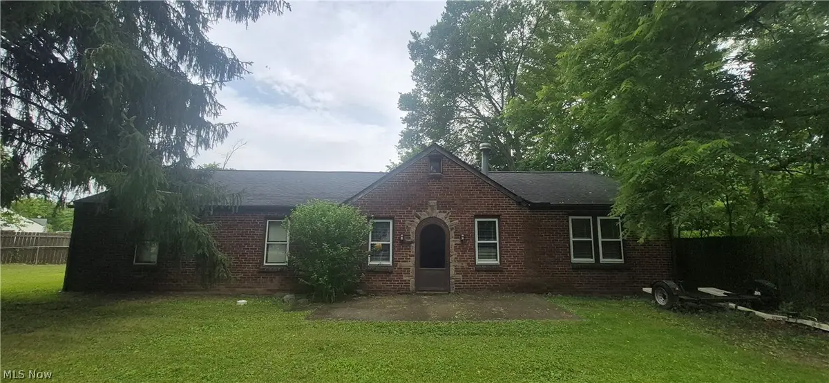 10077 Valleyview Drive, Columbia Station, OH 44028 - #1