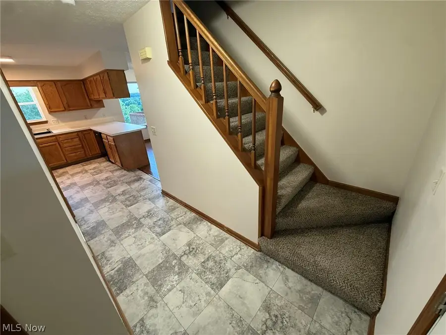 9724 Lafont Ne Circle, Bolivar, OH 44612 - #2