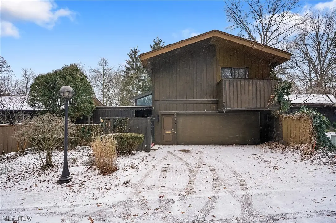 285 North Ne Road, Howland, OH 44484 - #1