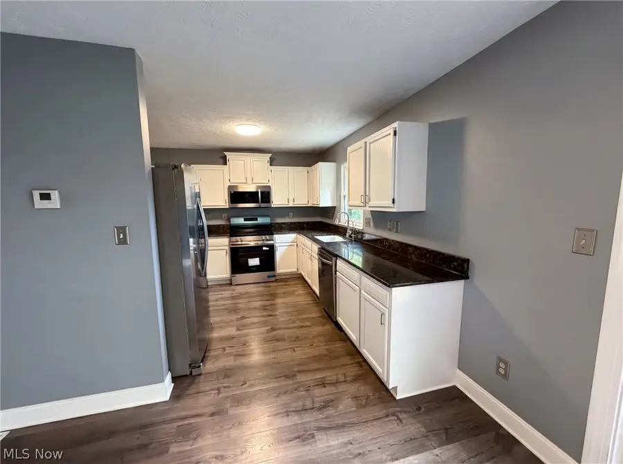 654 Diamond Circle, Ravenna, OH 44266 - #2