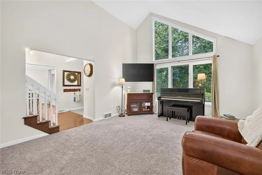 4416 Greenmeadow Nw Avenue, Canton, OH 44709 - #3