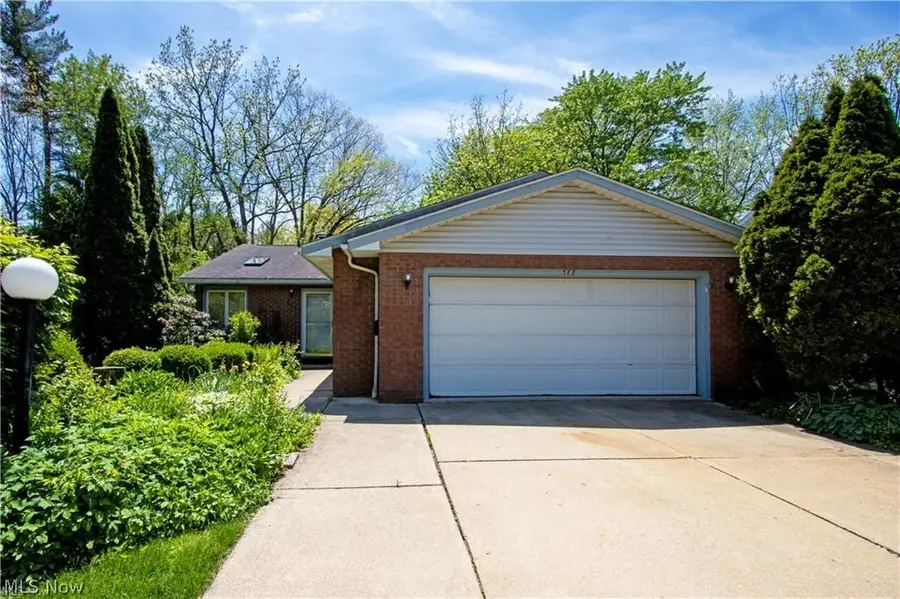 588 Forest Creek Drive, Wooster, OH 44691 - #2