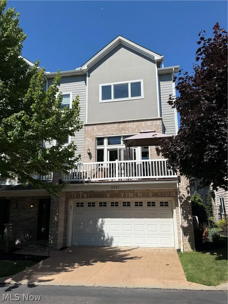 2257 City View Drive, Cleveland, OH 44113 - #1