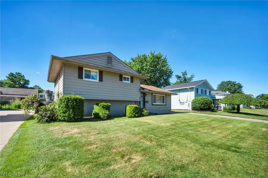 14121 Donald Drive, Brook Park, OH 44142 - #3