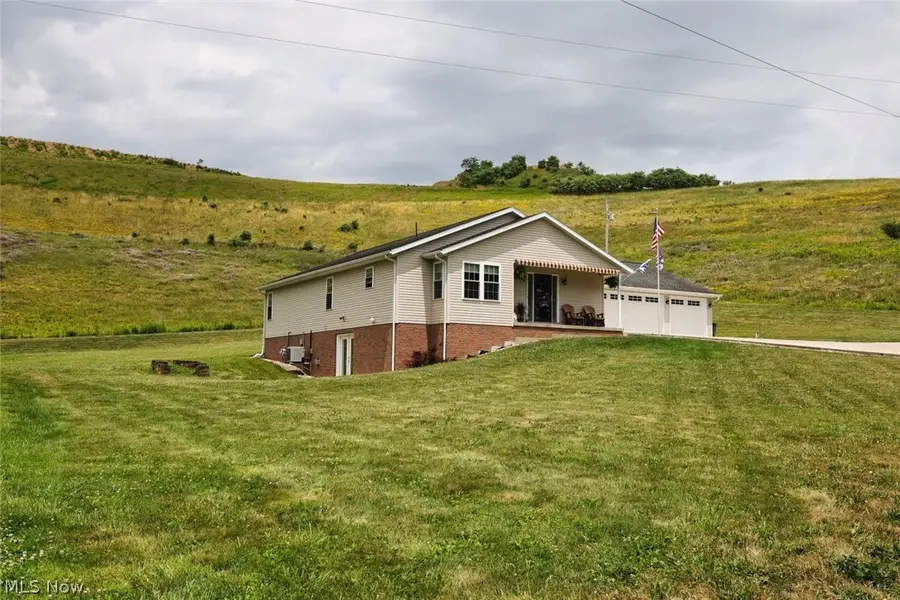 2343 Pleasant Hill Nw Road, New Philadelphia, OH 44663 - #2