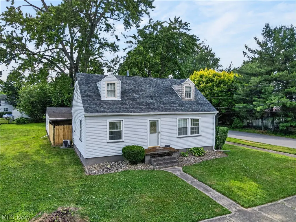506 Adelaide Se Avenue, Warren, OH 44483 - #1