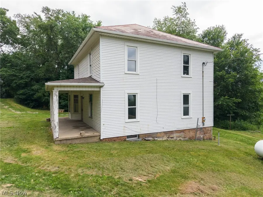 8528 State Route 250 Se, Dennison, OH 44621 - #3